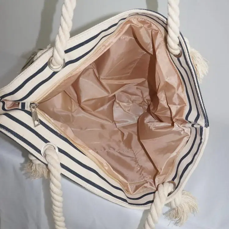 beach straw bag