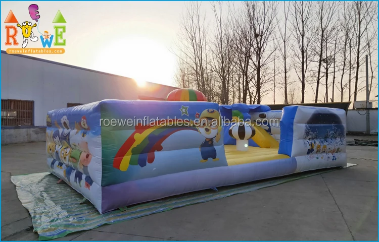 inflatable bounce house.jpg