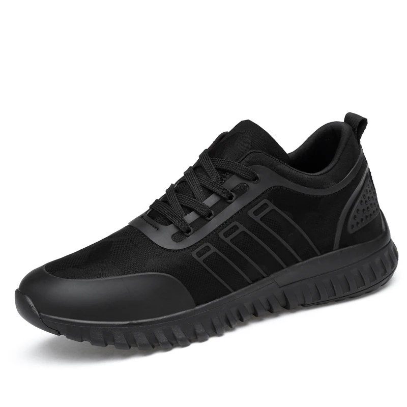 best black sneakers 2018