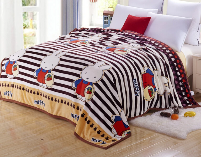 printed comfortable knitted mink blanket for bed with beautiful pattern