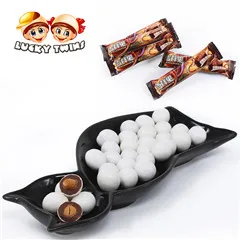 Wholesale chocolate biscuit ball bulk candy in colorful