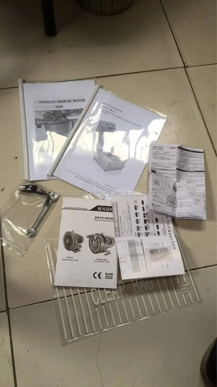 110V 220V 50/60HZ choose chocolate melting pot with 8kg/15kg/30kg capacity