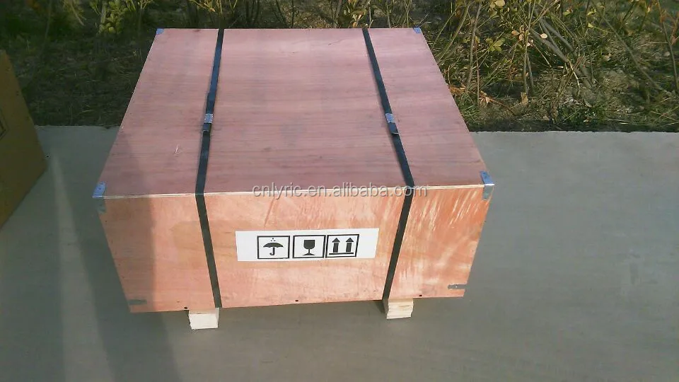 plywood box packing.jpg