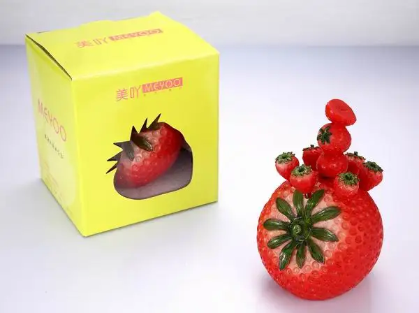Good looking resin fruit and fruit pantsuit