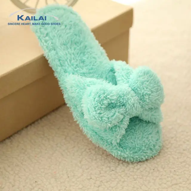 bedroom slippers with fur