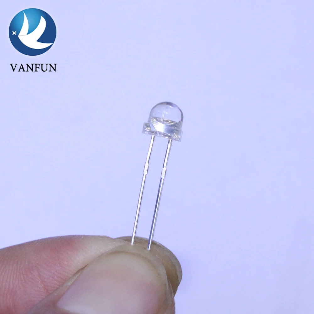 Shenzhen Vanfun factory price 5mm straw hat clear lens light emitting diode RGB color changing led diode