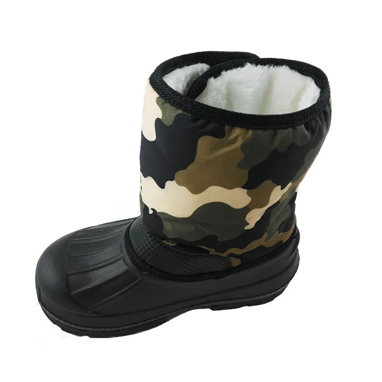 China cheap winter durable warm snow camo boots with plush lining