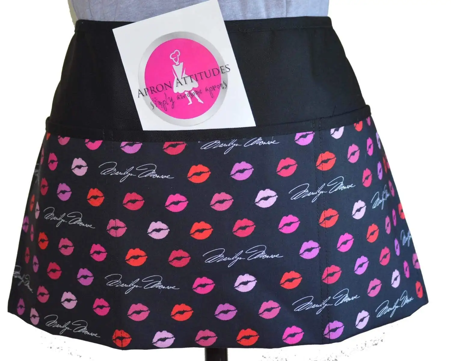 Marilyn Monroe Kissing Lips Print 3 Pocket Waist Apron Waitress Aprons, Restaurant Aprons, Half Aprons, Bistro Aprons,Waiter Aprons,Half Aprons