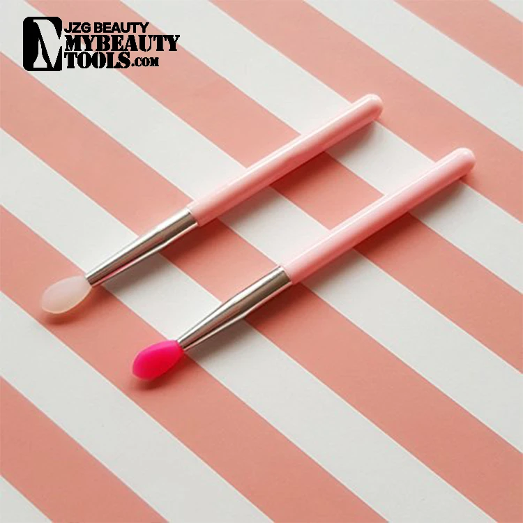 lip brush.jpg