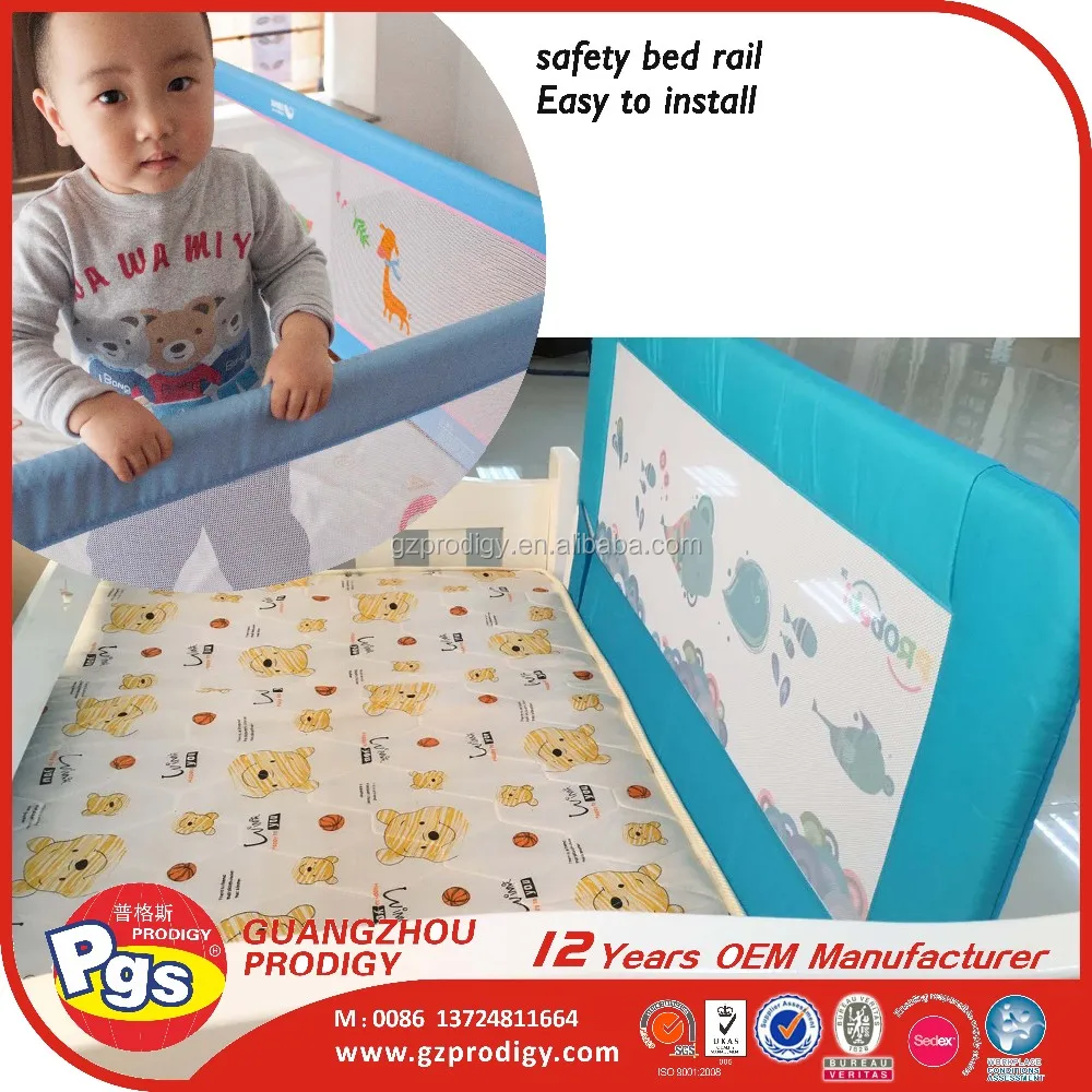 New design Protect Baby Fall Foldable Baby Safe Sleeper Bed rail