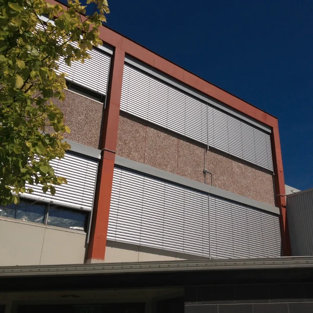 outdoor window shades