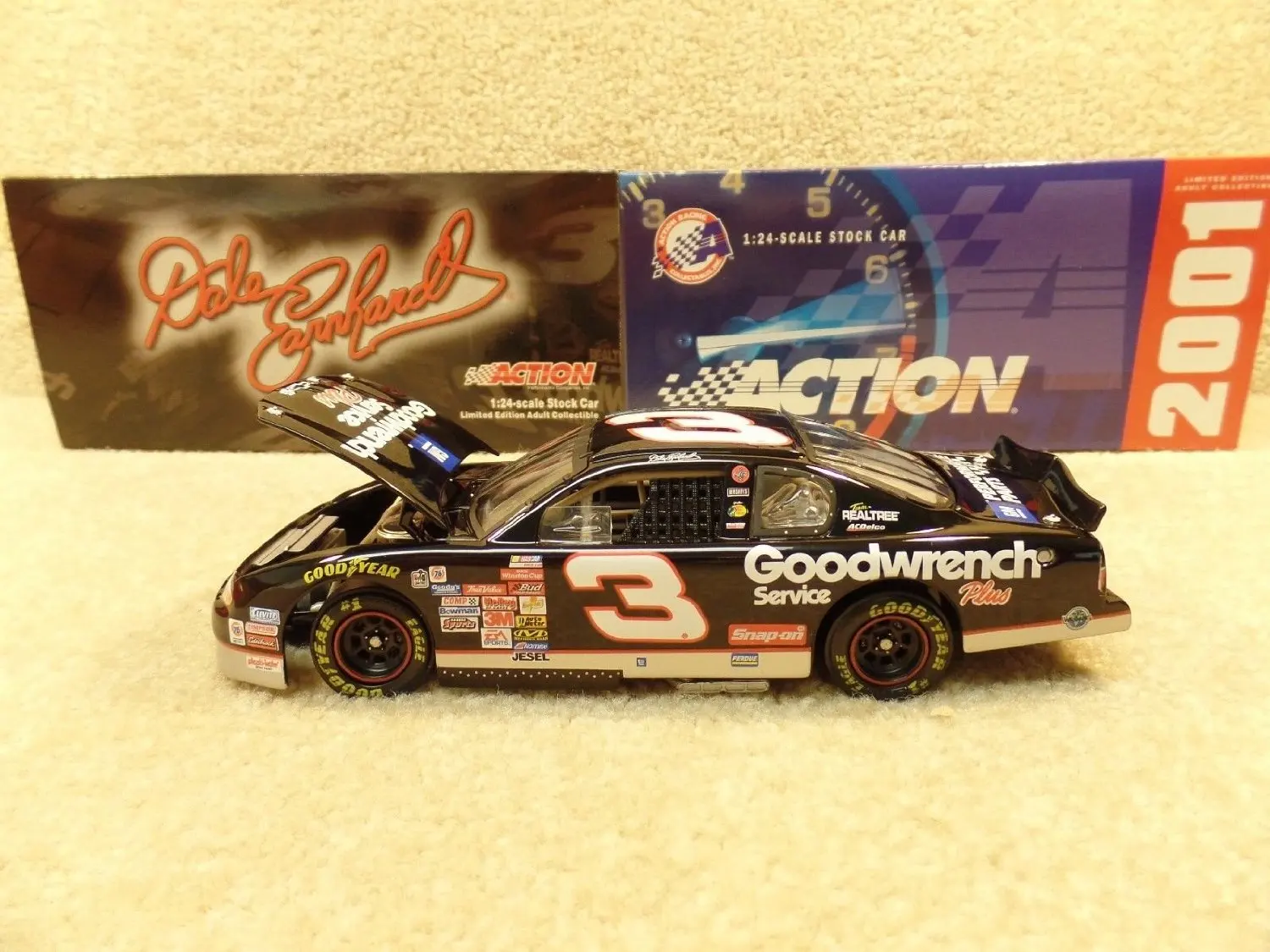 Dale Earnhardt Sr #3 GM Goodwrench Plus Monte Carlo Paint Scheme 1//64 Scale Diecast Winners Circle Lifetime Series Edition With Photo Collector Card
