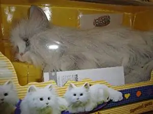 furreal white cat
