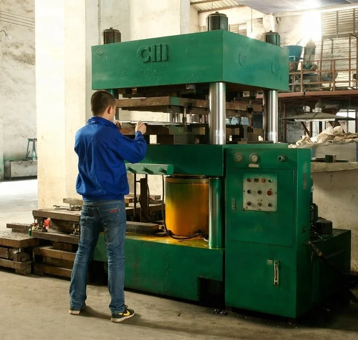 factory roof tile-2.jpg