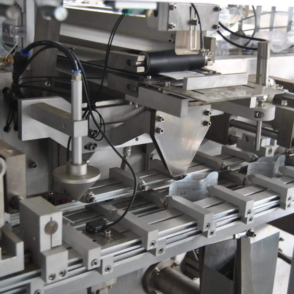 所有行业  机械设备  包装机  多功能包装机  vpd400-b 片面膜生产线