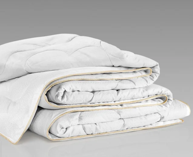 
100Camel wool 100% 290TC cotton fabric soft warm classical comforter 