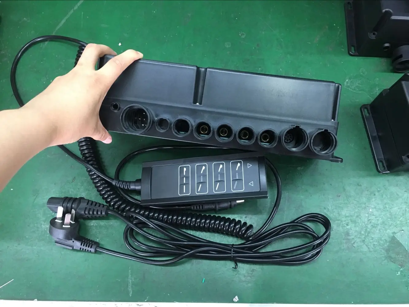 Hardwired Control Box YNK-02 Control Box for Linear Actuators - Quality & Durability