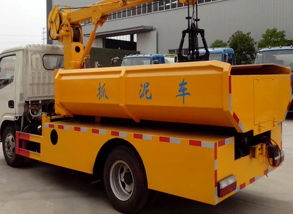 4x4 right hand drive sanitation sludge dredging cleaning truck