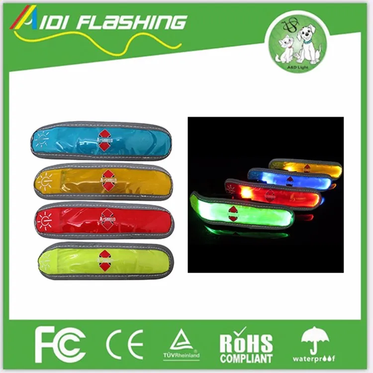 2017 Flashing Dog Pendant with LED Lights