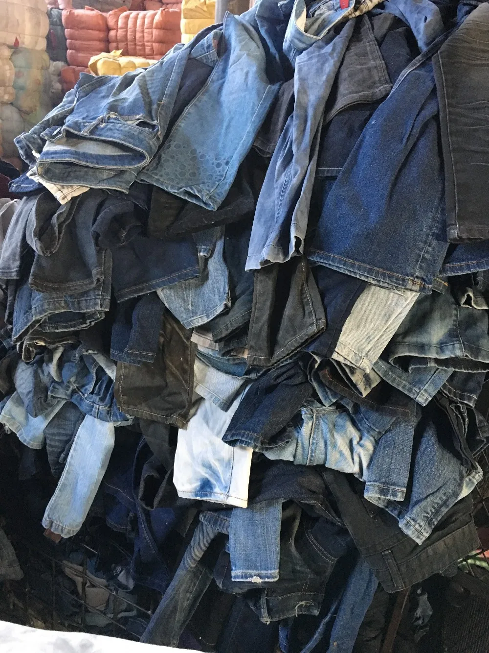 批发牛仔裤裤子夏季二手衣服成人出口二手服装公斤