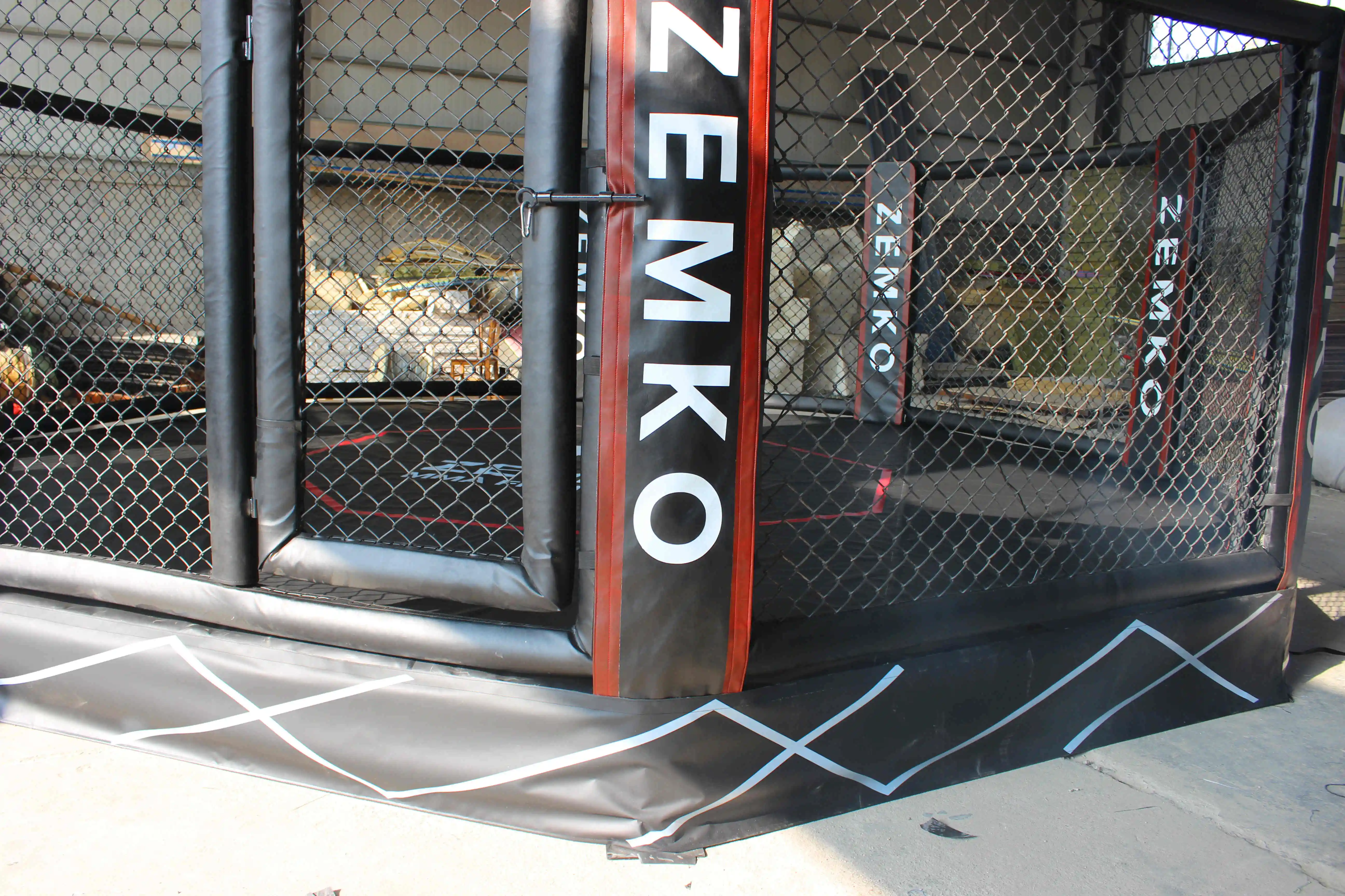 mma cage (3).JPG