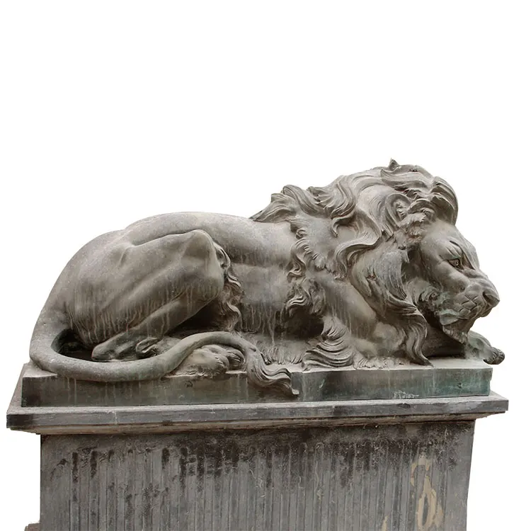 Marble lion (8).jpg