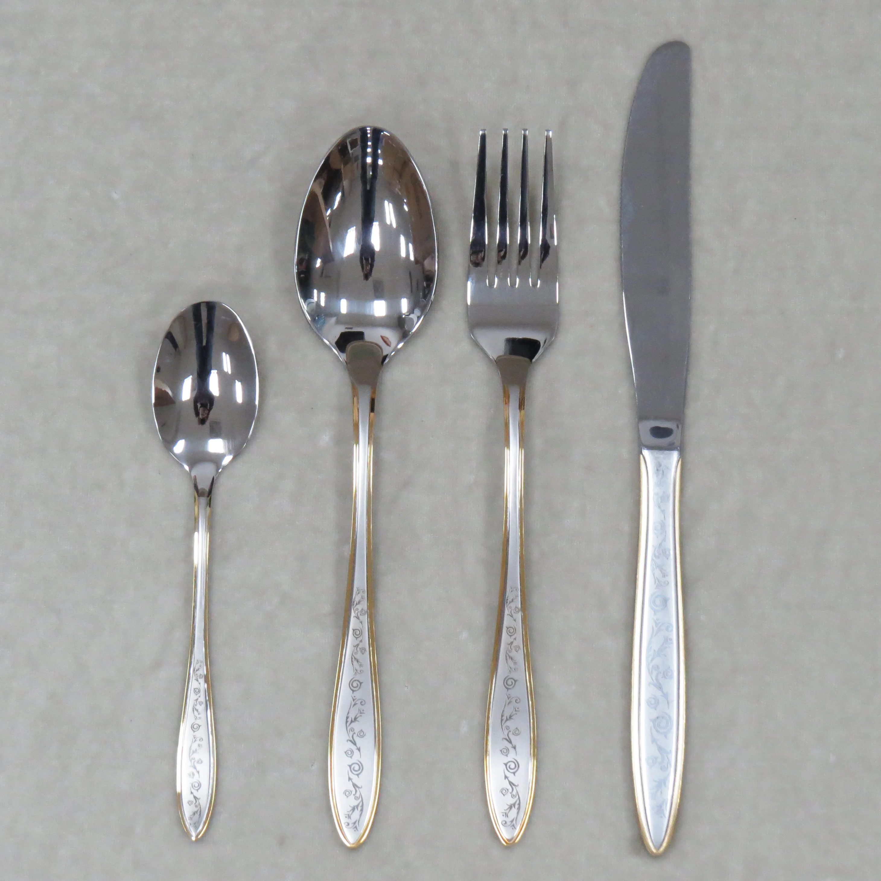 6pcs Gold+Laser cutlery-02.jpg