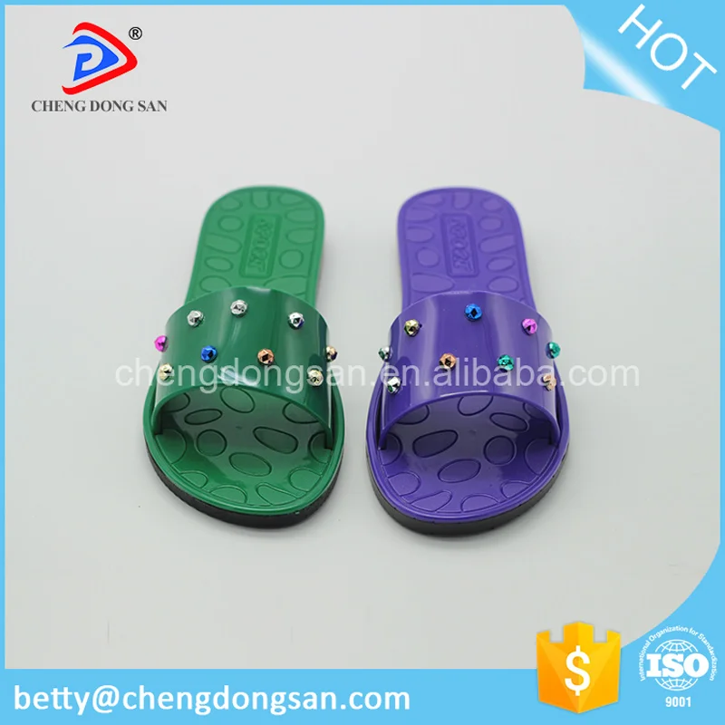 Custom made outdoor personalized slippers for women