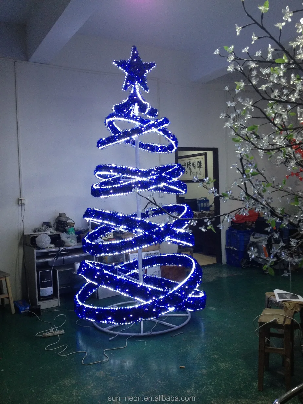Outdoor Christmas Decoration Blue Led Light /giant Chrismtas Tree