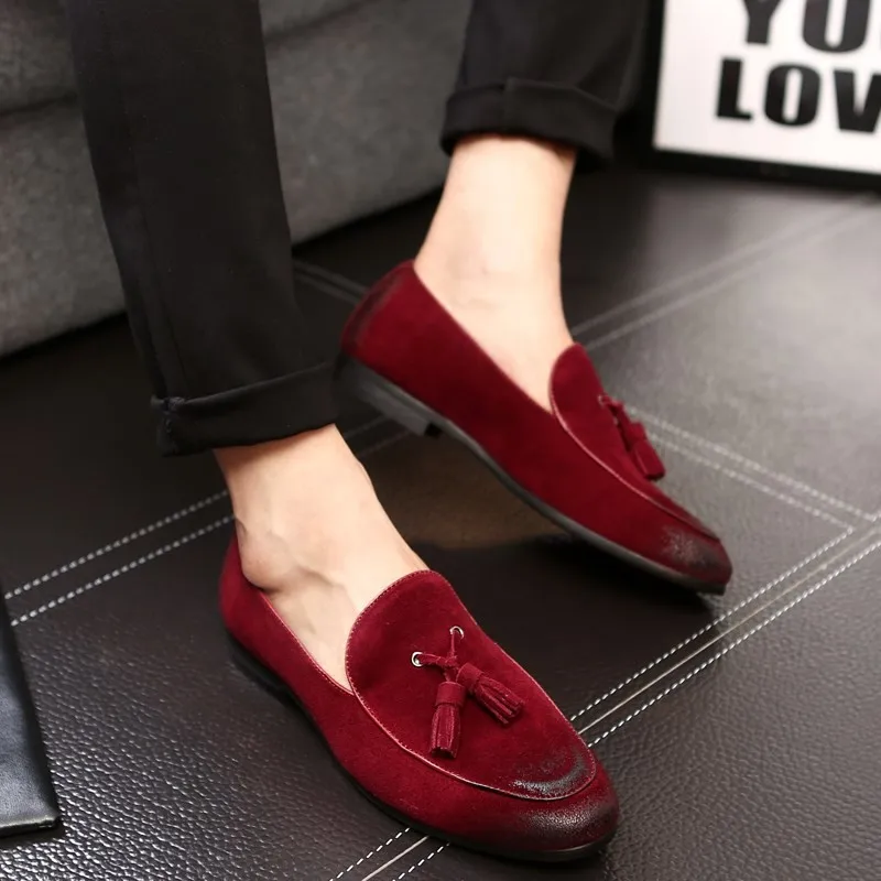 2022 New Design Tassels Loafers Fashion Design Red Men Dress Shoes