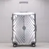 Factory products point hard ABS / PC cabin size aluminium trolley case