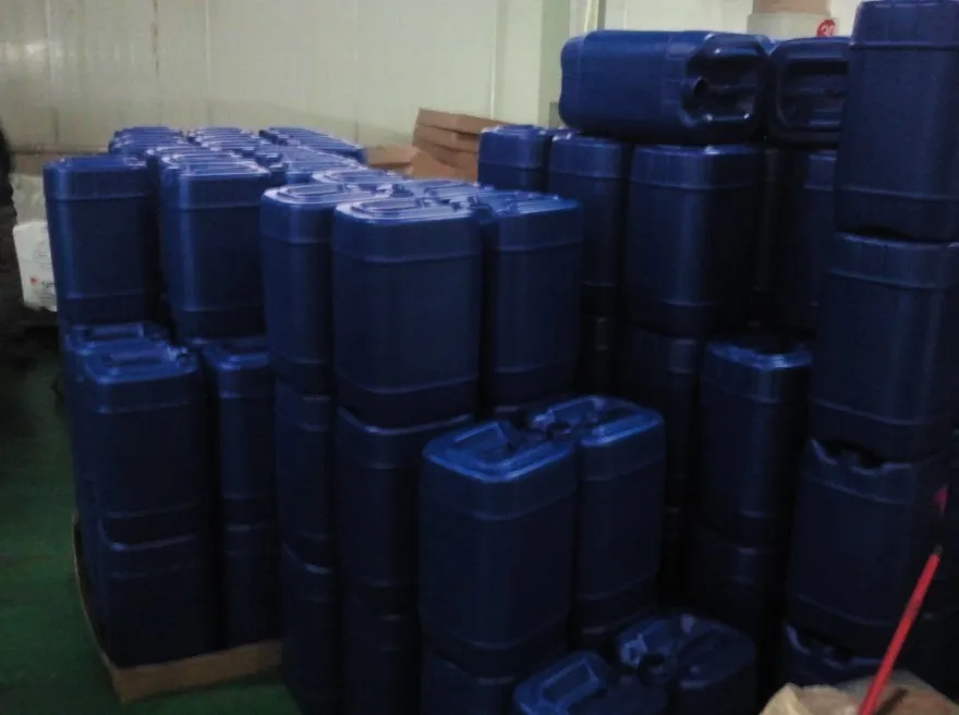 30L blue jerry cans.jpg