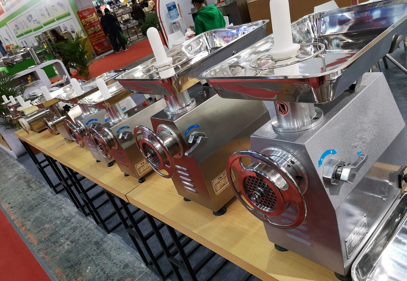 220kg/h Industrial Electric Meat Grinder Price/fish Meat Grinder