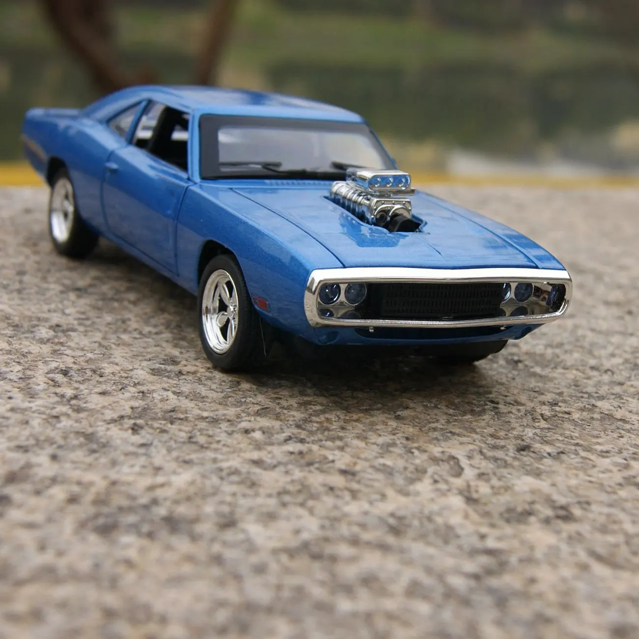 Die cast. Модель Додж Чарджер 1970. Dodge Charger 1970. Dodge Charger 1970 модель. Додж Чарджер 1970 игрушка.