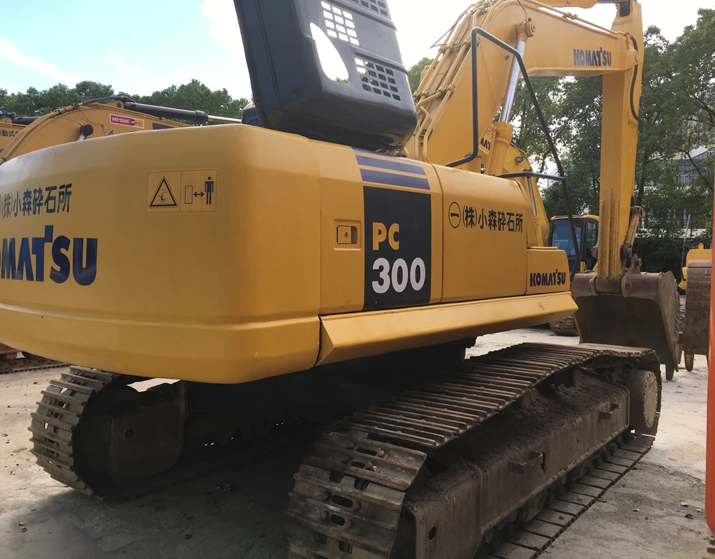 PC300KOMATSU12.jpg