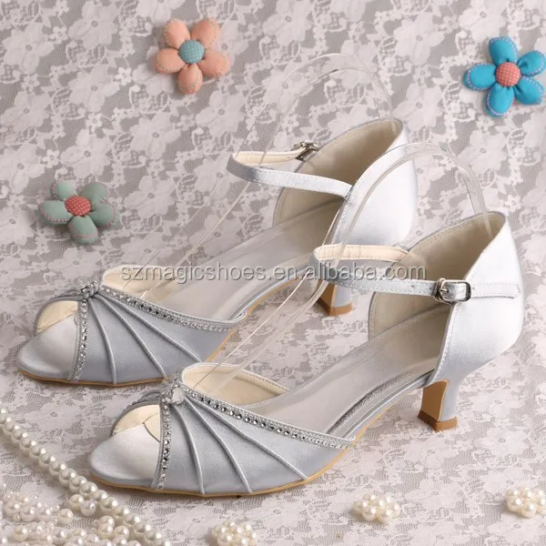 sandalia cor prata para casamento