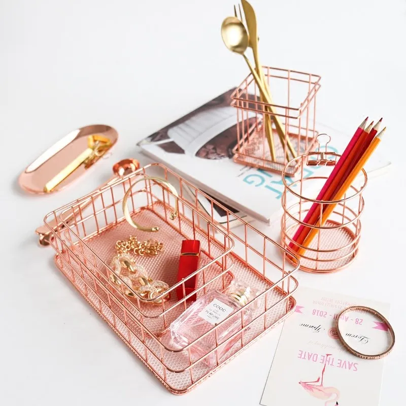 rose gold makeup holder