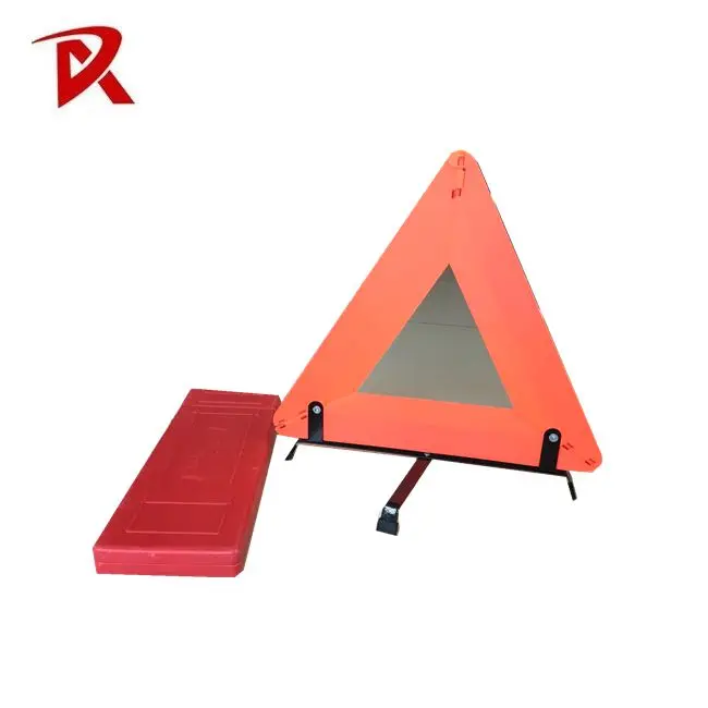 Ост треугольник. Дорожный треугольник оранжевый. Световой знак аварийной остановки. Треугольник безопасности. Треугольники под машину.
