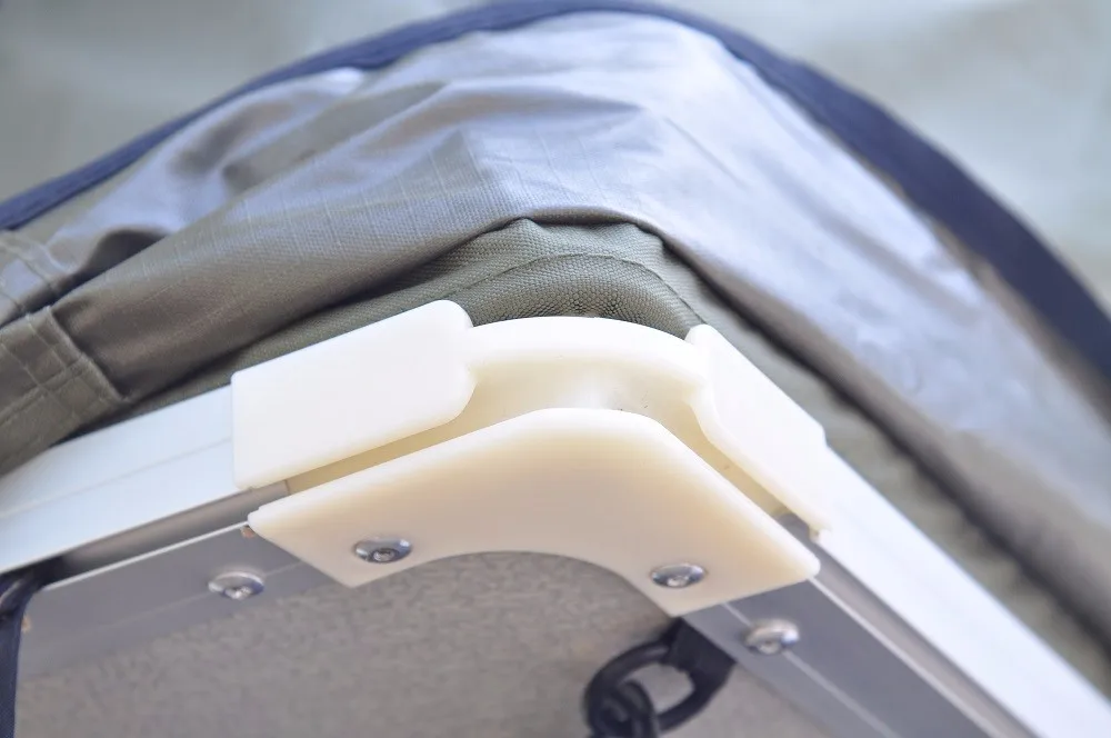 6 Person Adventure Kings Roof Top Tent With Two Ladder And Door Ripstop