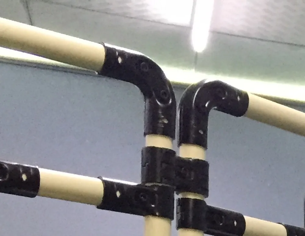 Jyj16 Wholesale Durable 90 Degree Angle Round Pipe Metal Joint For Tube Rack Assembly Corner