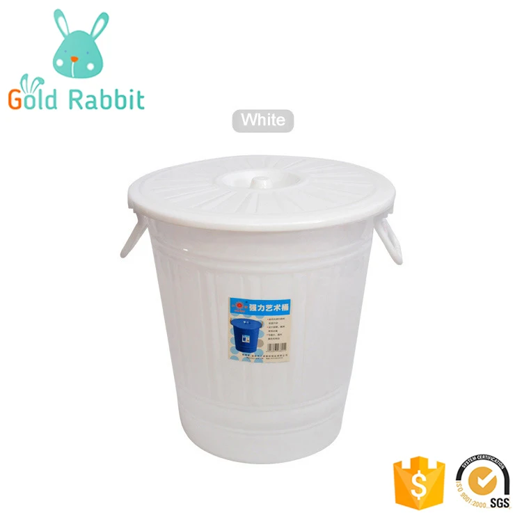 10 gallon plastic bucket with lid