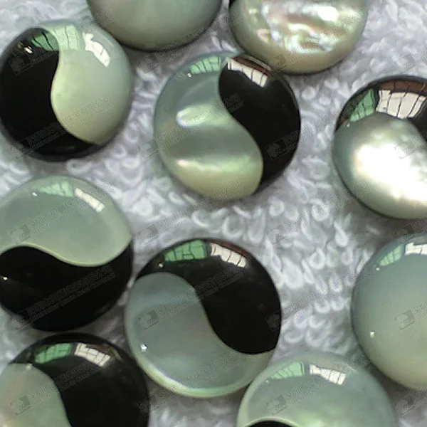 Natural black onyx + MOP round mosaic.jpg