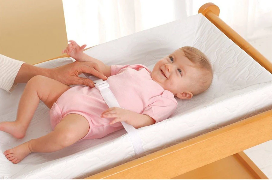 changing mat with straps