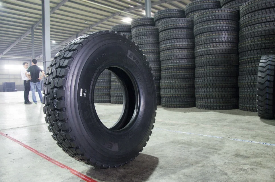 Giant Mining Truck Tire,Mining Tyre 120020 110020 100020 90020 825