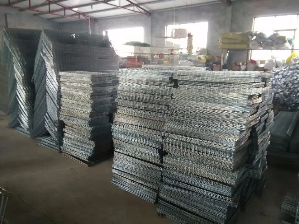 High Quality Galvanized Welded Commercial Rabbit Cage Breeding Wire
