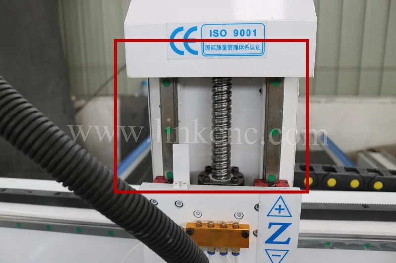 CNC router woodworking engraver and cutting machinery 1325