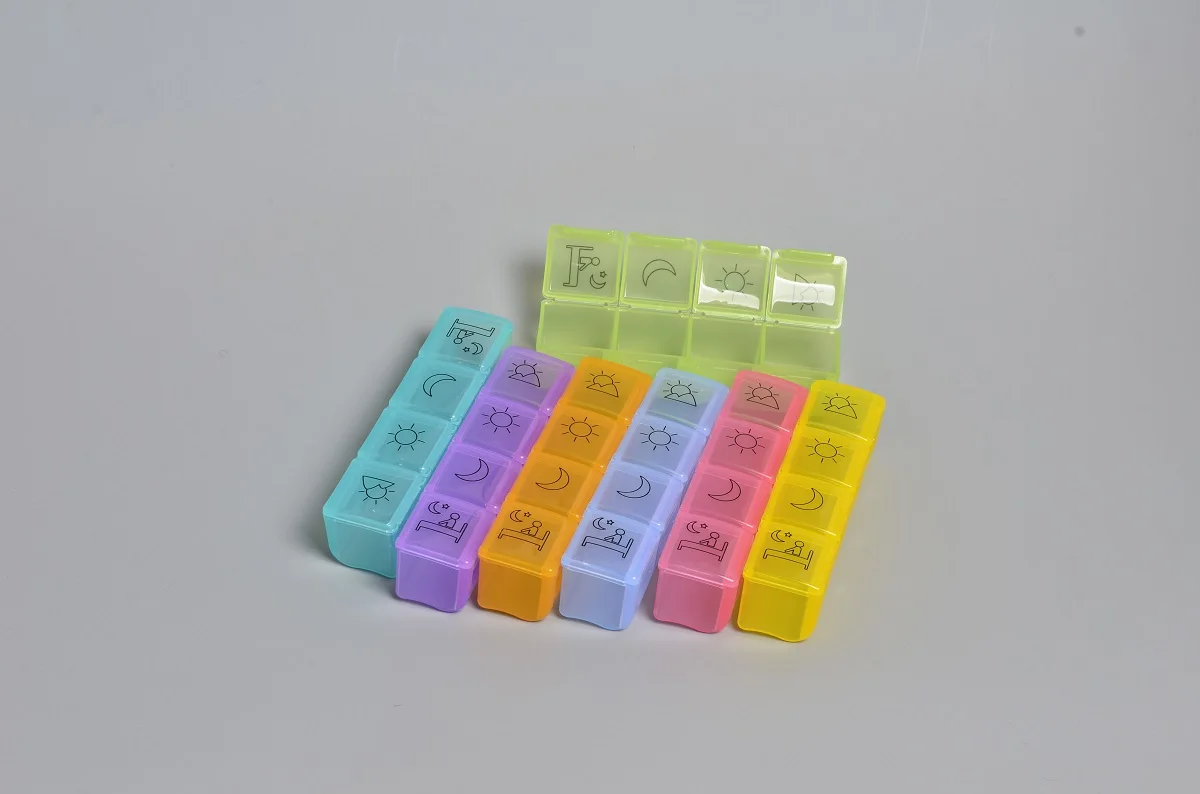 2018 Wholesale Plastic 7 day Weekly Monthly Pill Box Organizer