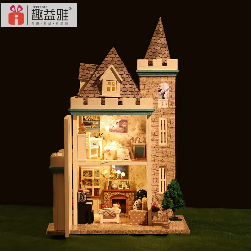 miniature castle furniture
