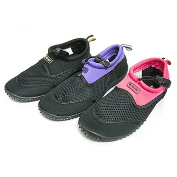 water shoes in stock
