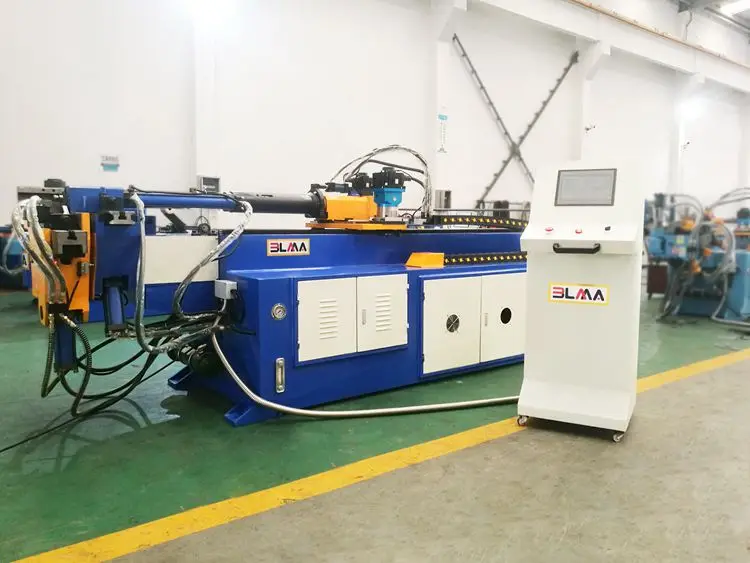 pipe bending machine